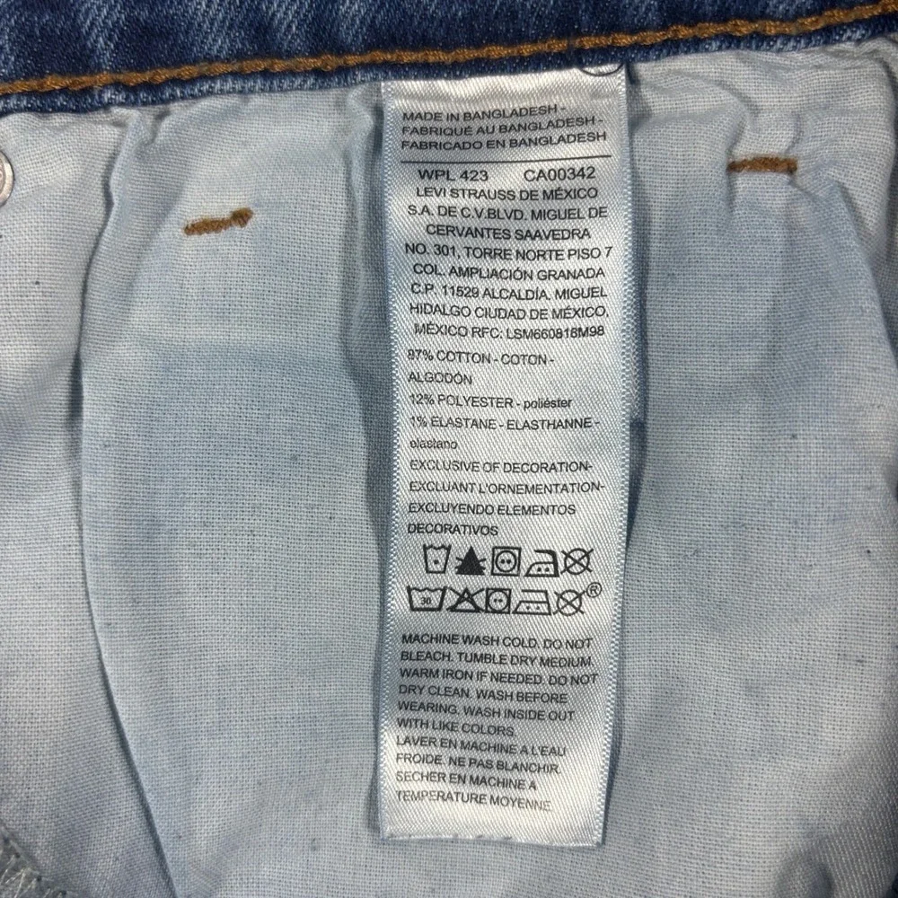 Signature‎ by Levi Strauss Slim Jeans Mens 28x30 Blue Denim Mid Wash 59178-0144